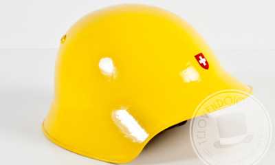 casco giallo